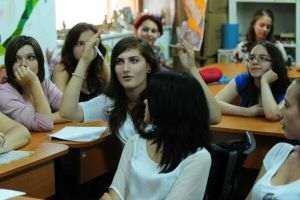 Evaluarea Naţională continuă cu proba de Matematică